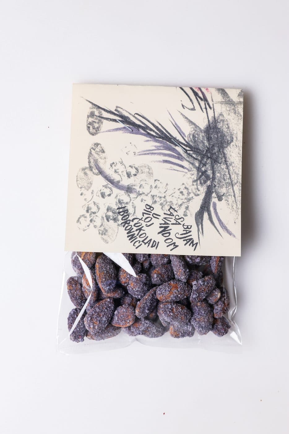 Bajam s lavandom u biloj čokoladi i borovnici